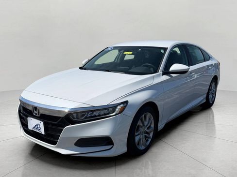 Used 2019 Honda Accord LX image 4