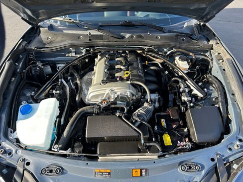 Used 2020 MAZDA MX-5 Miata Grand Touring image 30