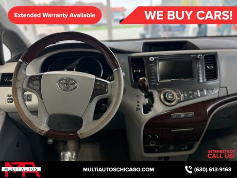 Used 2011 Toyota Sienna XLE image 18