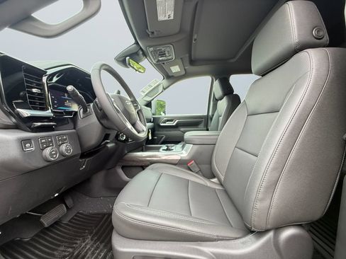 New 2026 Chevrolet Silverado 2500 LTZ w/ Trail Boss Package AWD/4WD image 9