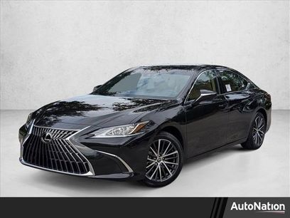 New 2025 Lexus ES 350 w/ Premium Package