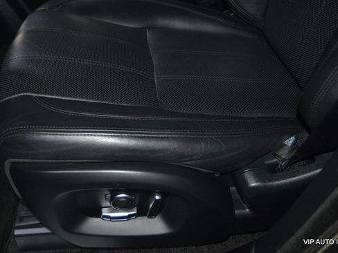 Used 2017 Land Rover Range Rover Long Wheelbase Supercharged image 17