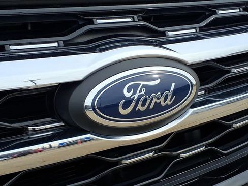 Used 2024 Ford Expedition Max Limited image 29