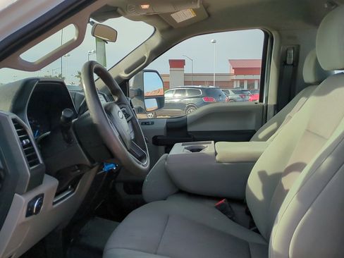 Used 2021 Ford F250 XL w/ Power Equipment Group image 15