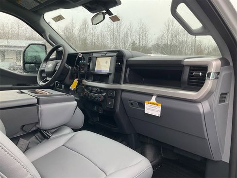 New 2026 Ford F250 XL w/ XL Driver Assist Package image 9