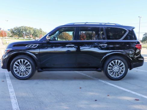Used 2017 INFINITI QX80 2WD w/ Driver Assistance Package image 4