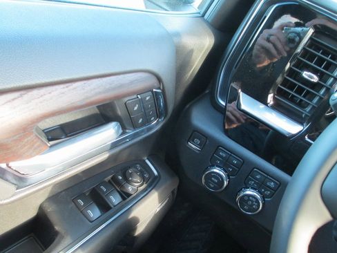 New 2026 GMC Sierra 1500 SLT w/ SLT Premium Plus Package image 16