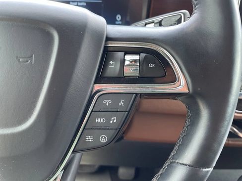Used 2022 Lincoln Navigator Reserve AWD/4WD image 31