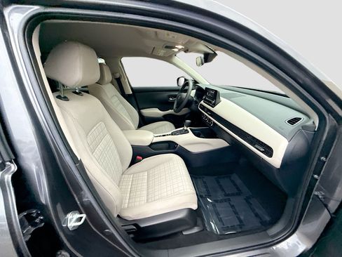 Certified 2023 Honda HR-V LX image 30
