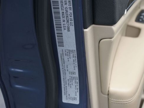 Used 2021 Jeep Grand Cherokee Limited image 19