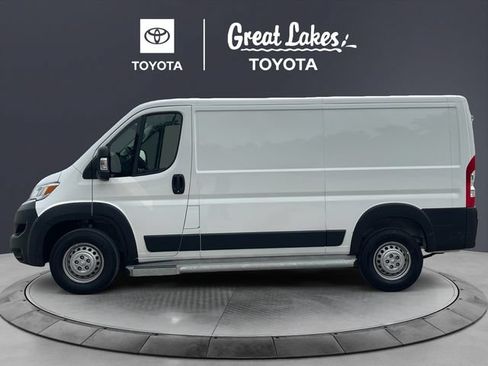 Used 2025 RAM ProMaster 2500 w/ U-Haul Equipment Group FWD image 2
