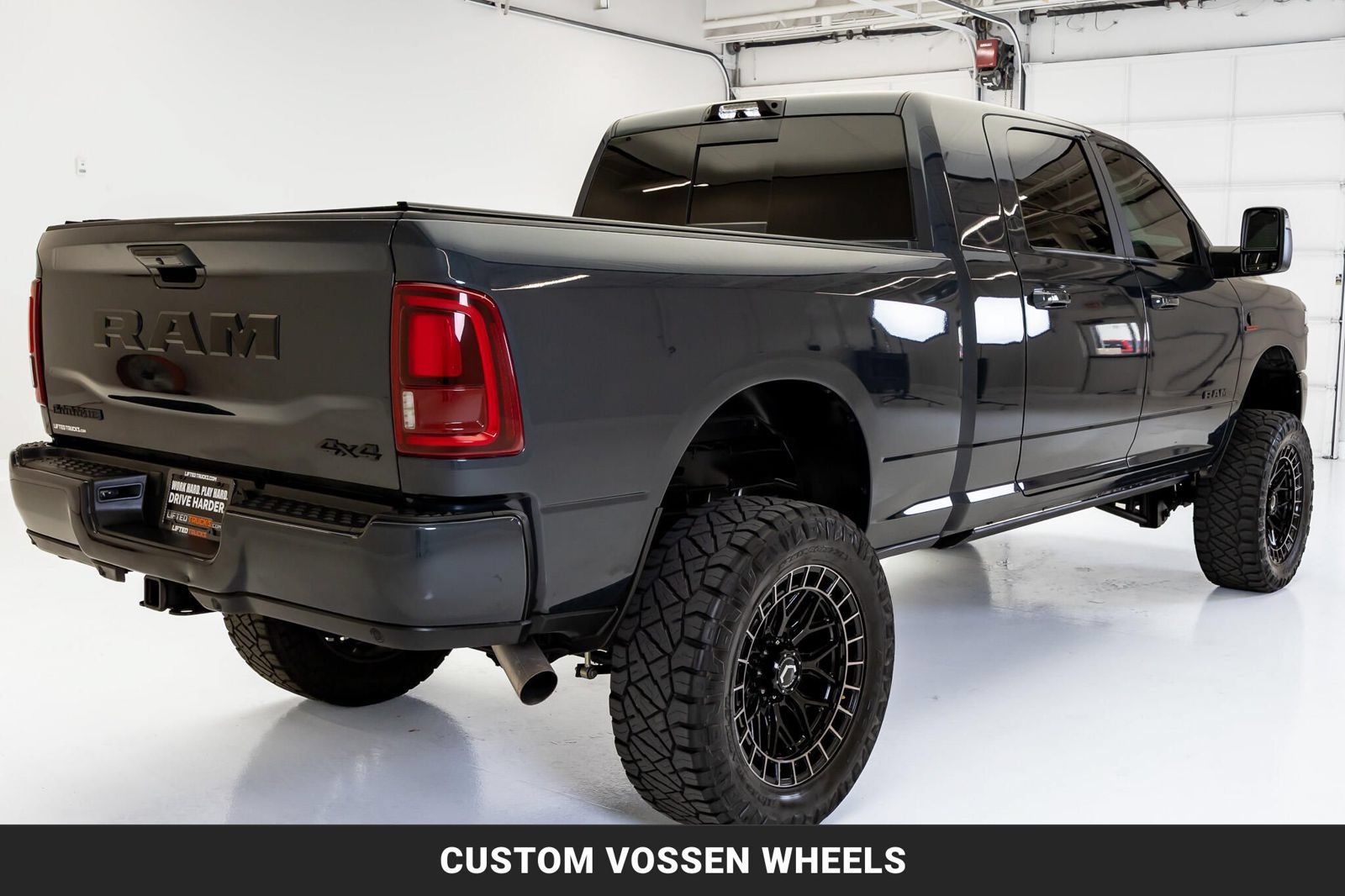 Used 2025 RAM 2500 Laramie w/ Night Edition AWD/4WD image 9