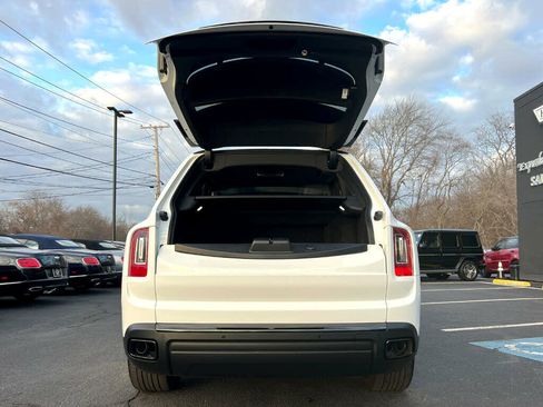 Used 2022 Rolls-Royce Cullinan Black Badge image 62