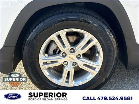 Used 2020 GMC Terrain SLE image 15