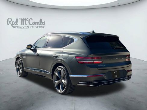 Used 2025 Genesis GV80 3.5T Prestige image 3