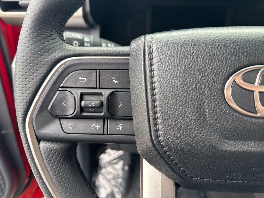 Certified 2026 Toyota 4Runner SR5 AWD/4WD image 19
