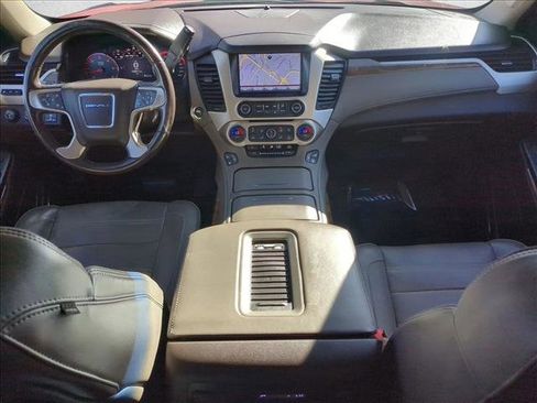 Used 2015 GMC Yukon Denali w/ Premium Package image 19