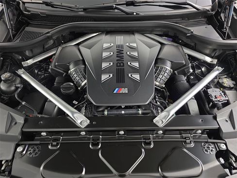 New 2026 BMW X5 M60i image 30