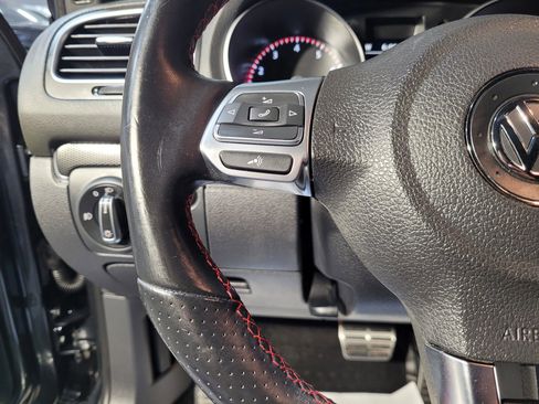 Used 2013 Volkswagen GTI Driver's Edition image 24