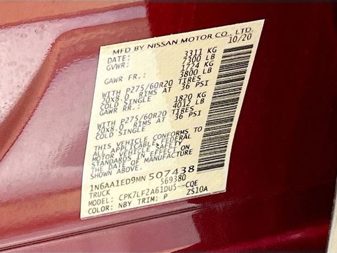 Used 2021 Nissan Titan Platinum Reserve w/ Moonroof Package image 33