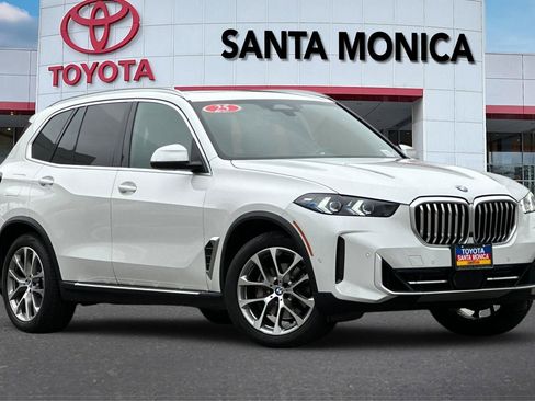 Used 2025 BMW X5 sDrive40i RWD image 2