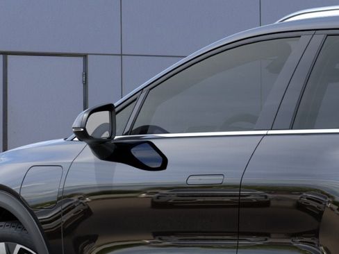 New 2026 Chevrolet Equinox EV LT w/ Convenience Package II FWD image 26