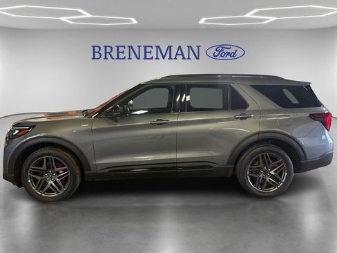 Certified 2025 Ford Explorer ST-Line w/ ST-Line Street Pack AWD/4WD image 8