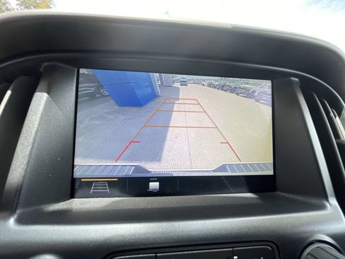 Used 2019 Chevrolet Colorado Z71 AWD/4WD image 15