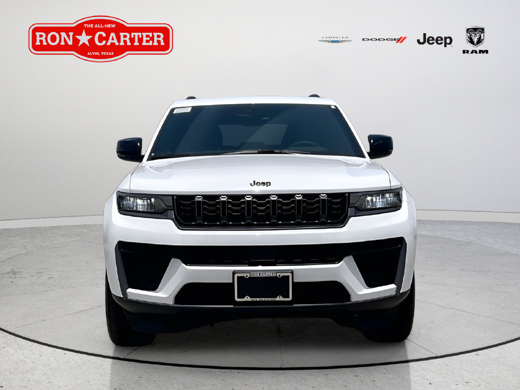 New 2026 Jeep Grand Cherokee Altitude RWD image 2