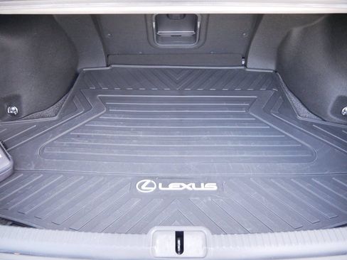 Certified 2024 Lexus ES 250 w/ Premium Package AWD/4WD image 12