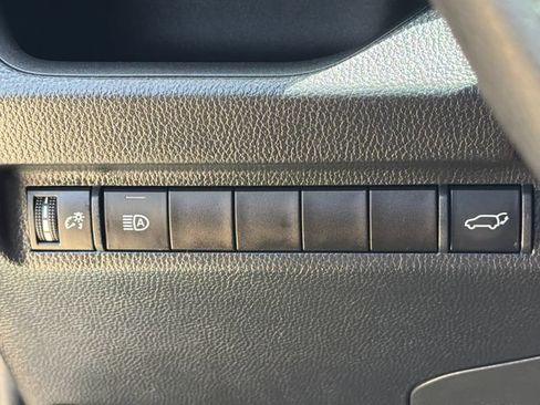 Used 2023 Toyota RAV4 XLE w/ Convenience Package FWD image 24