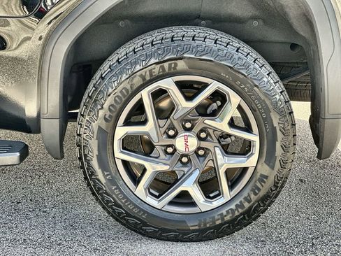 Certified 2024 GMC Sierra 1500 SLT w/ SLT Premium Plus Package image 32