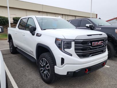 Certified 2024 GMC Sierra 1500 AT4 w/ Technology Package
