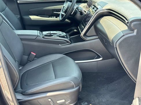 Used 2022 Hyundai Tucson Limited w/ Cargo Package FWD image 13