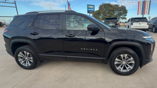Certified 2025 Chevrolet Equinox LT w/ Convenience Package II FWD image 9
