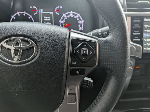Used 2021 Toyota 4Runner SR5 Premium w/ Moonroof Package RWD image 15