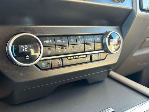 Used 2021 Ford Expedition Max XLT image 40