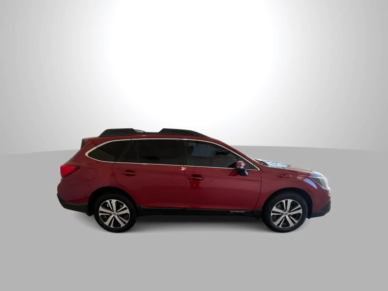 Used 2018 Subaru Outback 3.6R Limited AWD/4WD image 9