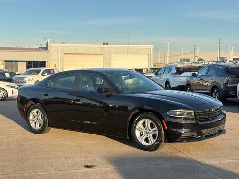 Used 2022 Dodge Charger SXT image 5