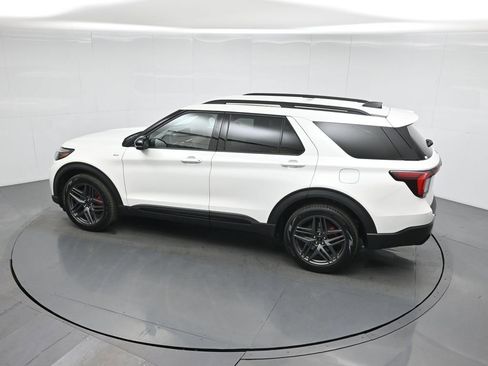 New 2026 Ford Explorer ST-Line w/ ST-Line Street Pack image 41