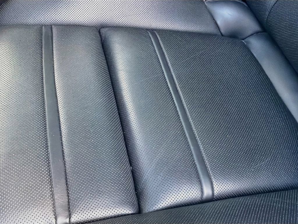Used 2024 Porsche Cayenne Coupe AWD/4WD image 19