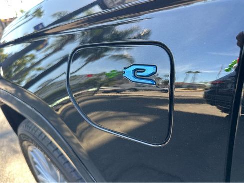 Used 2022 Jeep Grand Cherokee Summit w/ Advanced Protech Group IV image 44