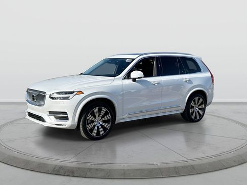 Used 2023 Volvo XC90 B6 Ultimate w/ Protection Package Premier AWD/4WD image 4