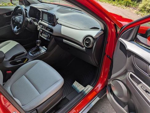 Used 2019 Hyundai Kona Ultimate FWD image 11