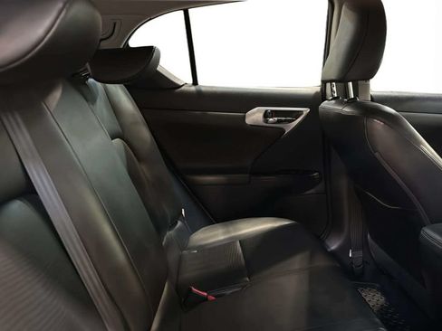 Used 2011 Lexus CT 200h Premium w/ Premium Audio Pkg FWD image 15