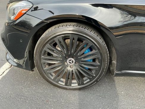 Used 2018 Mercedes-Benz Maybach S 560 4MATIC image 34