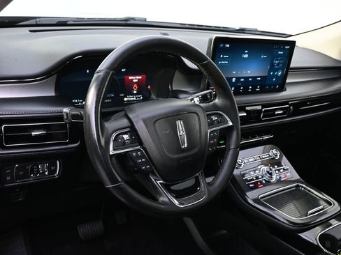 Used 2022 Lincoln Nautilus Reserve w/ Monochromatic Package AWD/4WD image 11