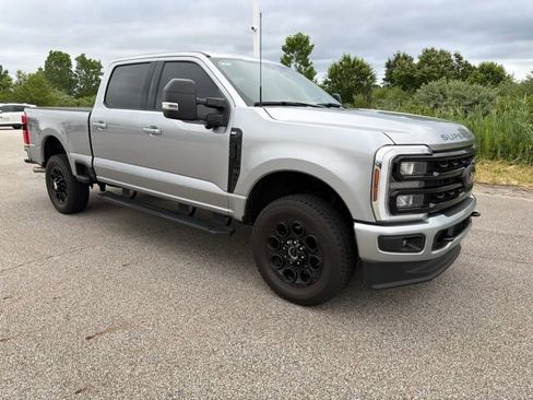 Used 2024 Ford F250 XLT w/ Black Appearance Package AWD/4WD image 2