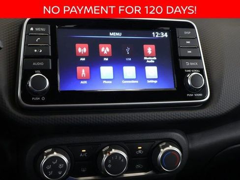 New 2025 Nissan Kicks Play S image 15