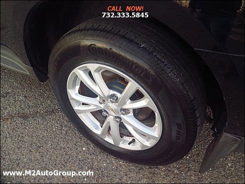 Used 2017 Chevrolet Equinox LT w/ Convenience Package image 23